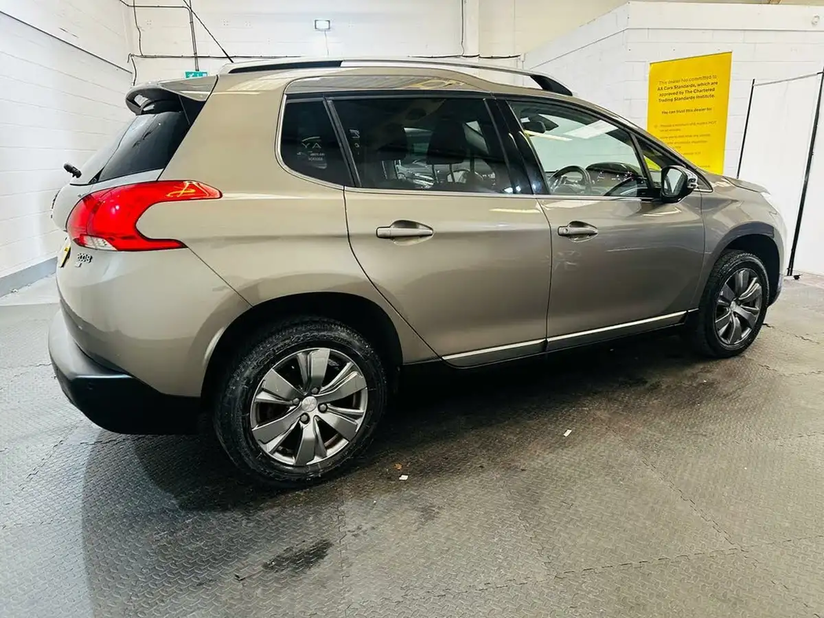 2015-peugeot-2008-crossover-16e-hdi-allure-92bhp-big-22