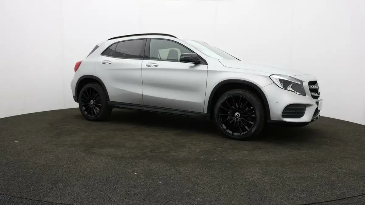 2018-mercedes-benz-gla-class-21d-gla-220d-amg-line-177ps-executivess-big-38