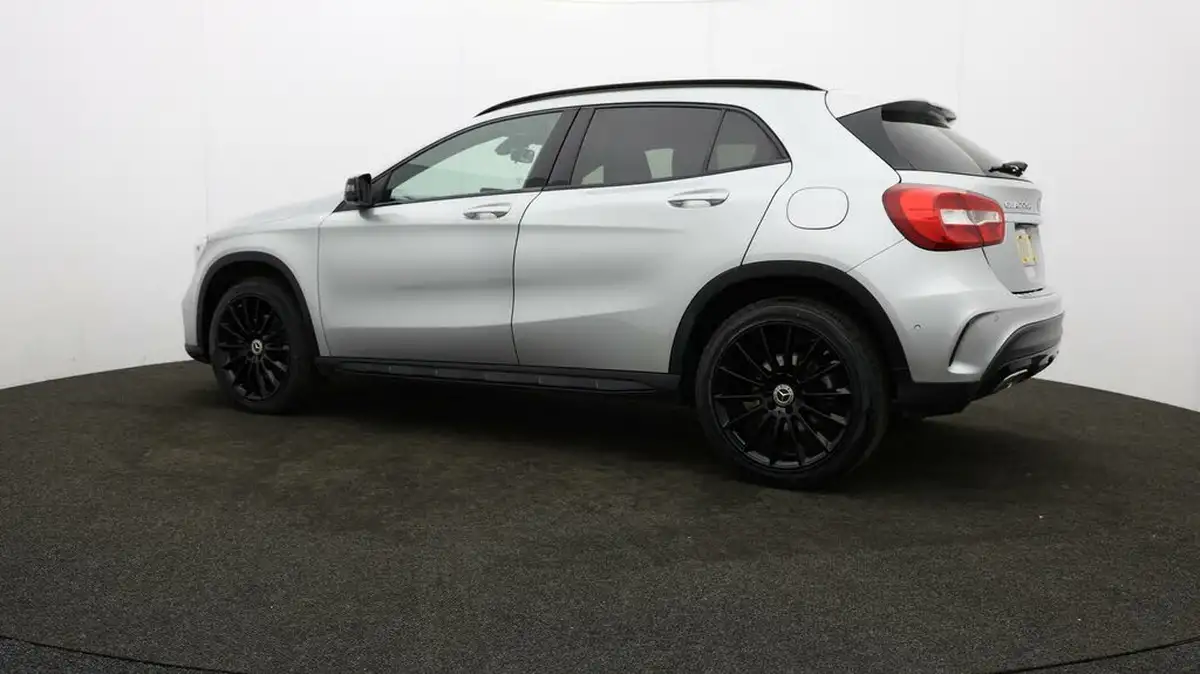 2018-mercedes-benz-gla-class-21d-gla-220d-amg-line-177ps-executivess-big-66