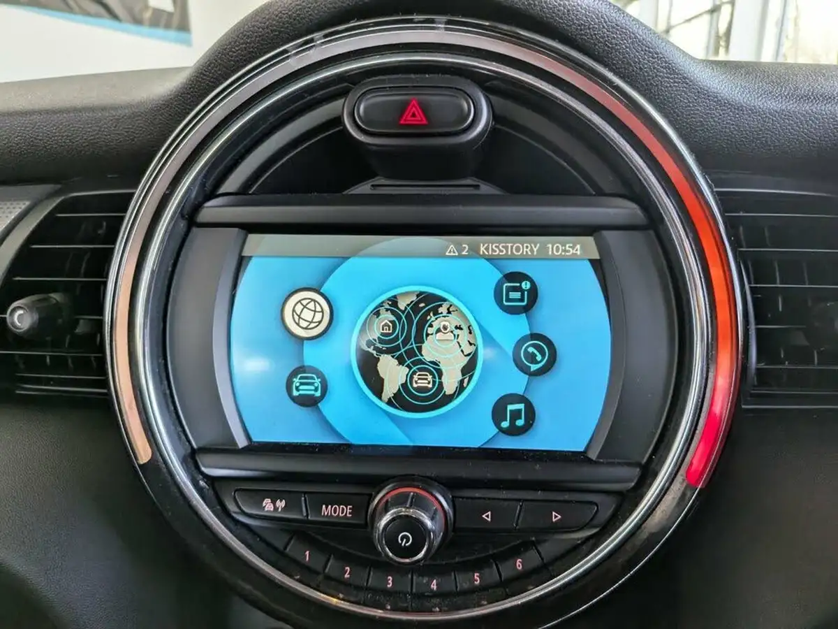 2020-mini-cooper-15-cooper-classic-hatchback-3d-big-14