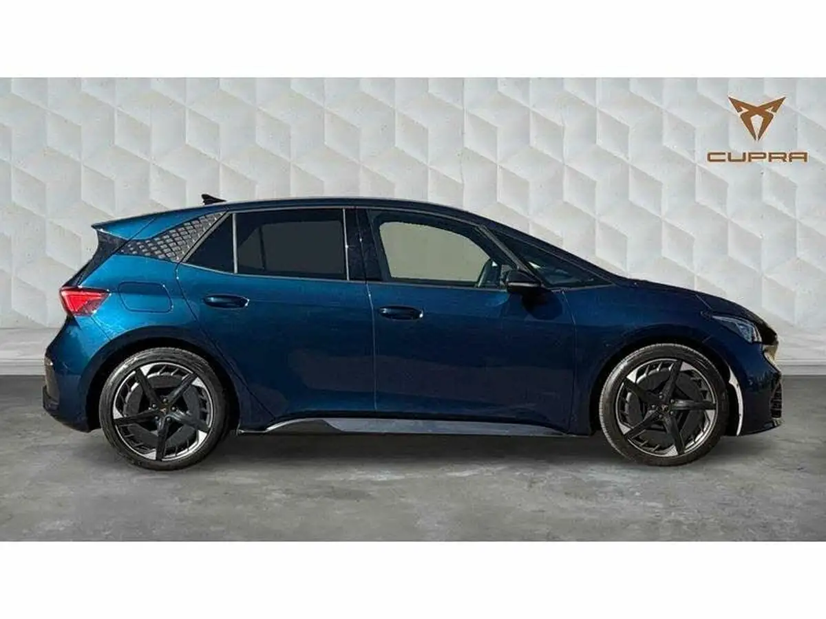 2024-cupra-born-e-v3-230ps-77kwh-e-boost-big-3