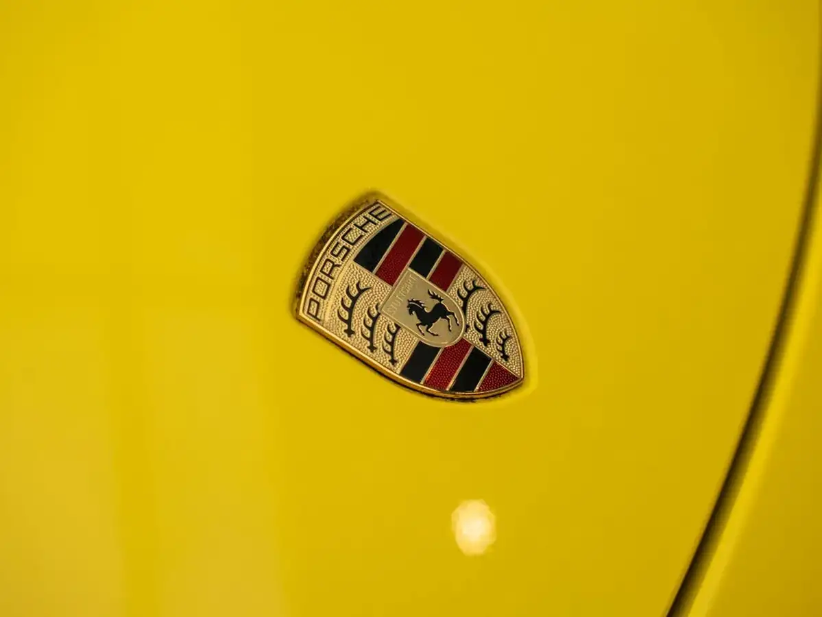 2016-porsche-cayman-27-pdk-big-30