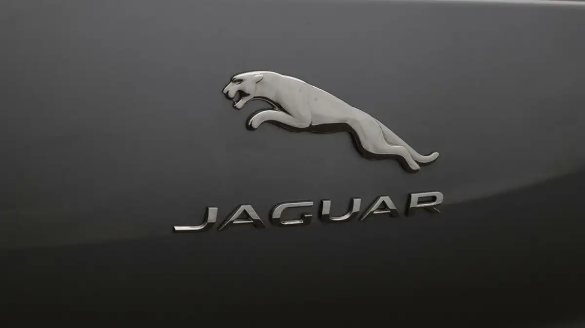 2020-jaguar-i-pace-ev400-hse-big-22