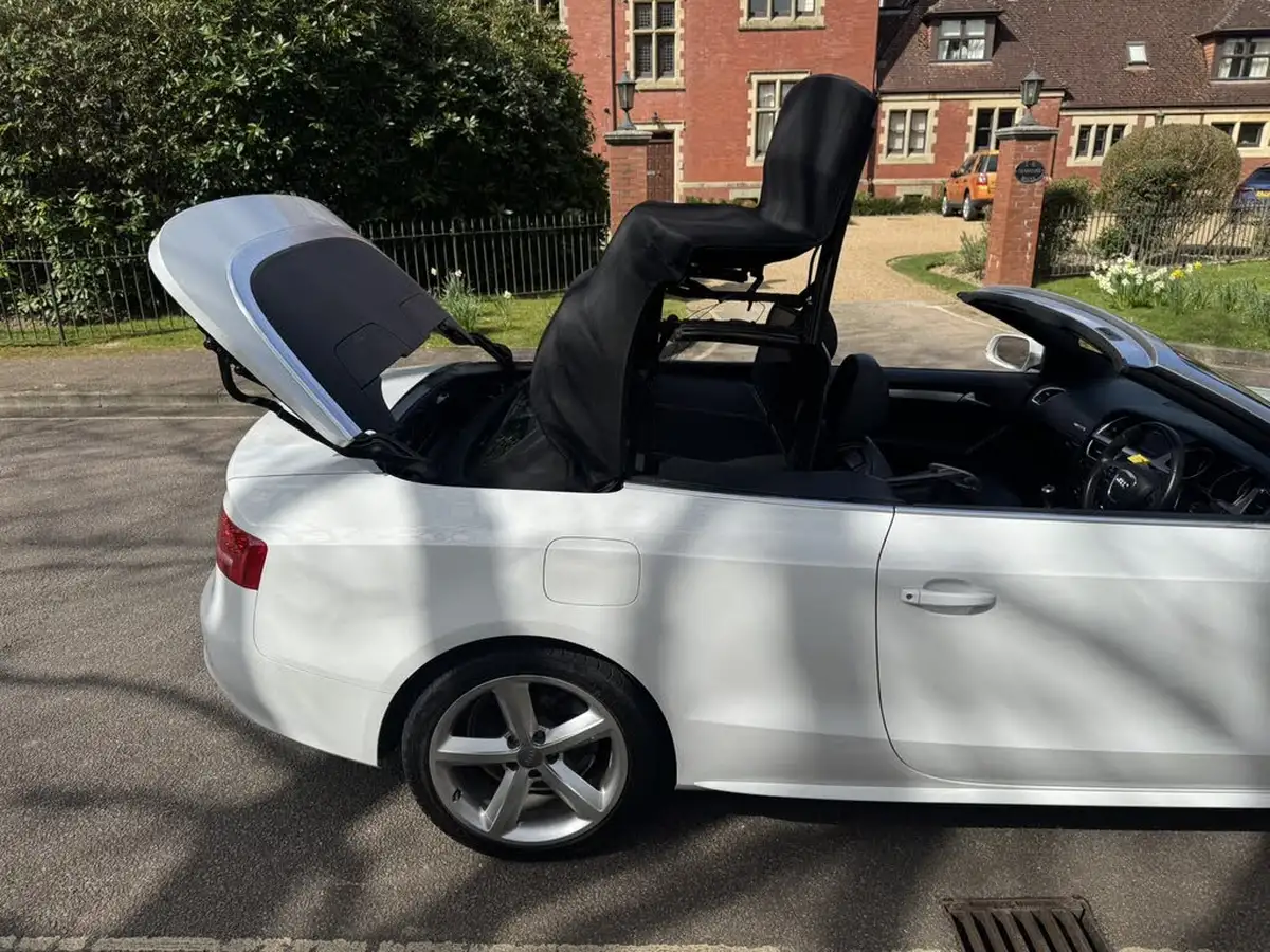 2010-audi-a5-20td-s-line-170ps-convertible-2d-big-37