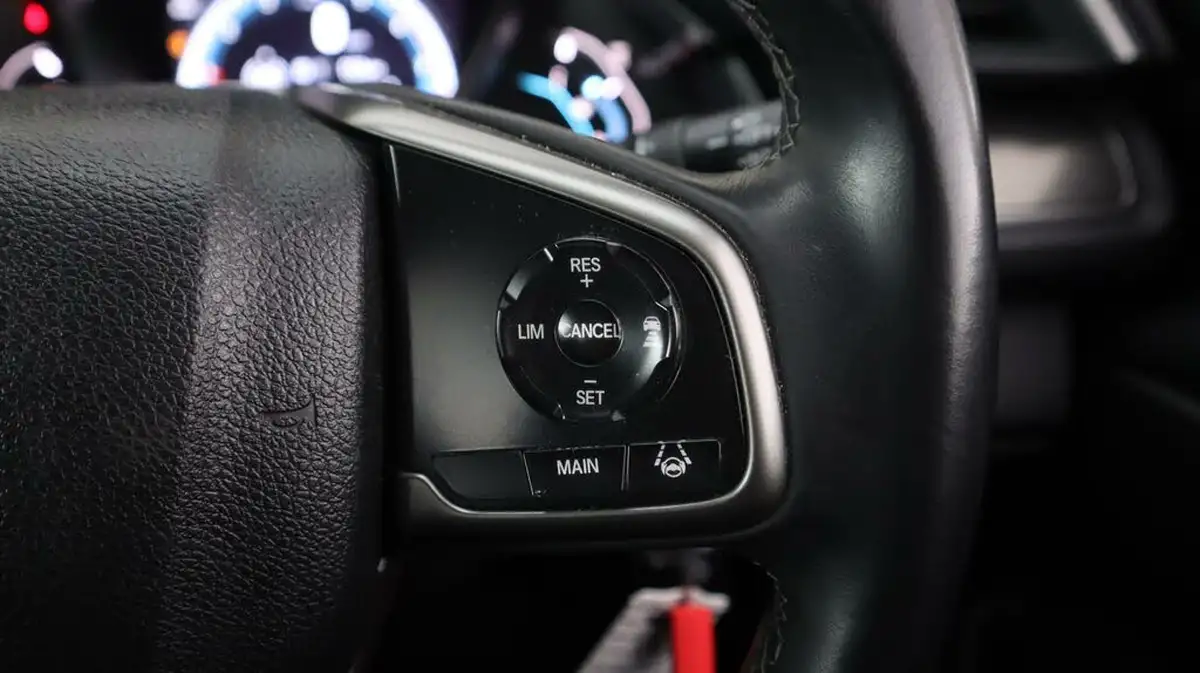 2019-honda-civic-10-vtec-turbo-sr-hatchback-5d-big-22