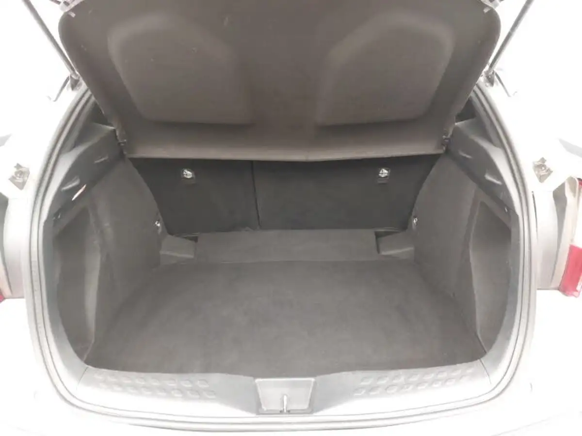 2017-toyota-c-hr-18-vvt-i-icon-big-7