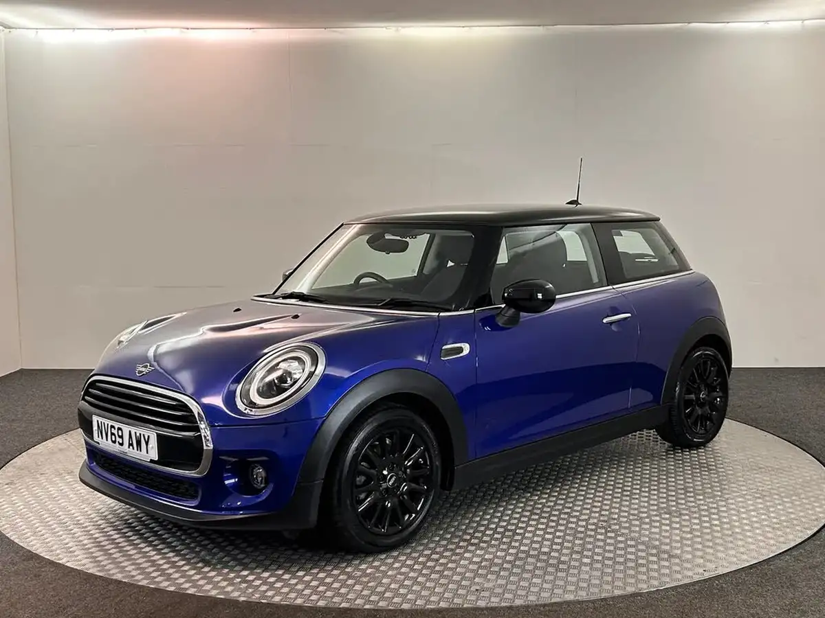 2019-mini-cooper-15-cooper-classic-hatchback-3d-big-9