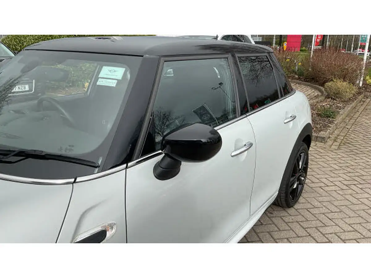 2020-mini-cooper-15-cooper-sport-hatchback-5d-auto-big-25