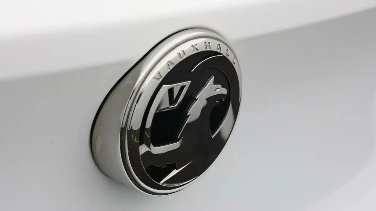 2023-vauxhall-corsa-12i-design-big-19