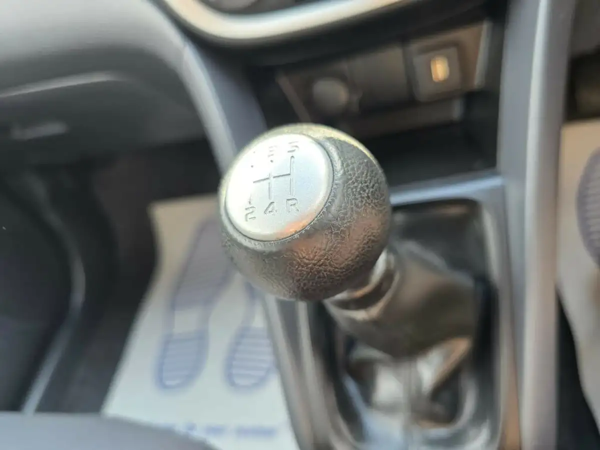 2015-suzuki-celerio-10-sz3-big-14