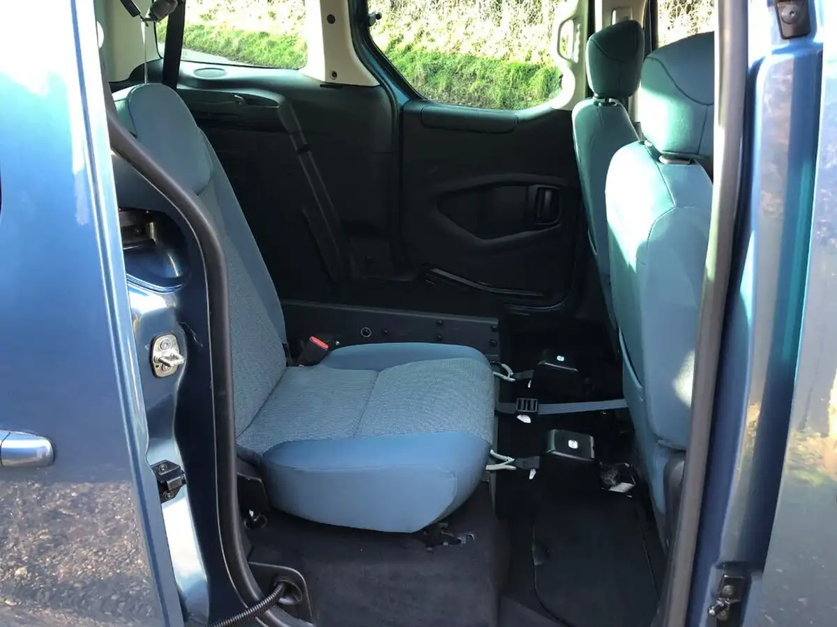 2018-citroen-berlingo-16bluehdi-multispace-feel-102ps-ss-etg6-big-11