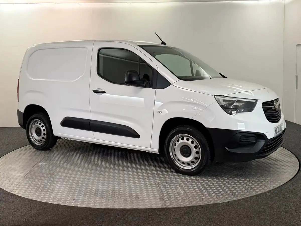 2021-vauxhall-combo-15cdti-dynamic-2300-100pseu6dt-l1h1-panel-big-2