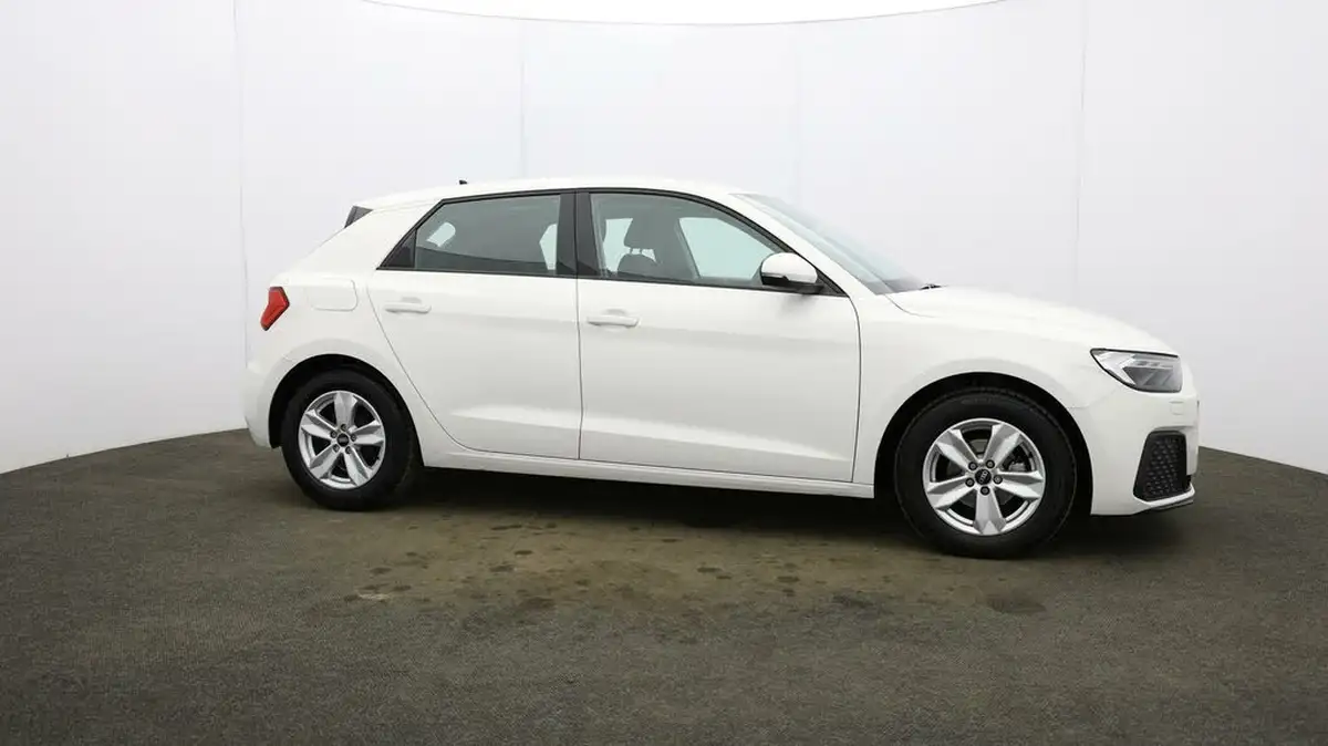2023-audi-a1-10-25-tfsi-technik-big-42