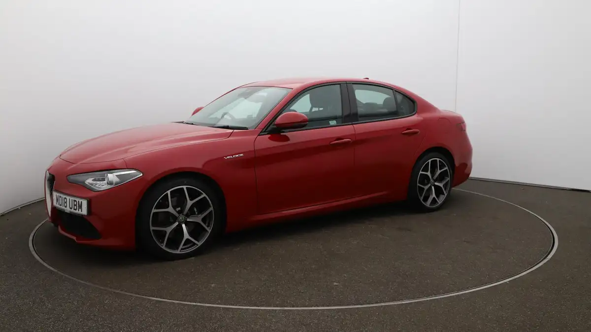 2018-alfa-romeo-giulia-20-veloce-big-60