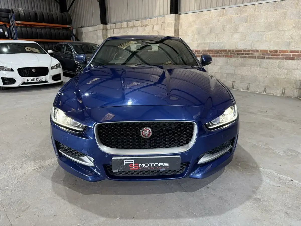 2015-jaguar-xe-20td-r-sport-163ps-auto-big-5