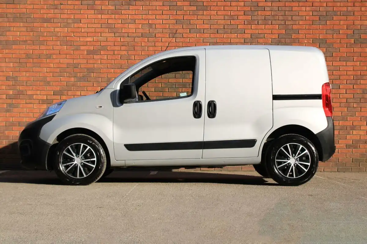 2021-fiat-fiorino-13td-cargo-tecnico-multijet-95pseu6d-big-13