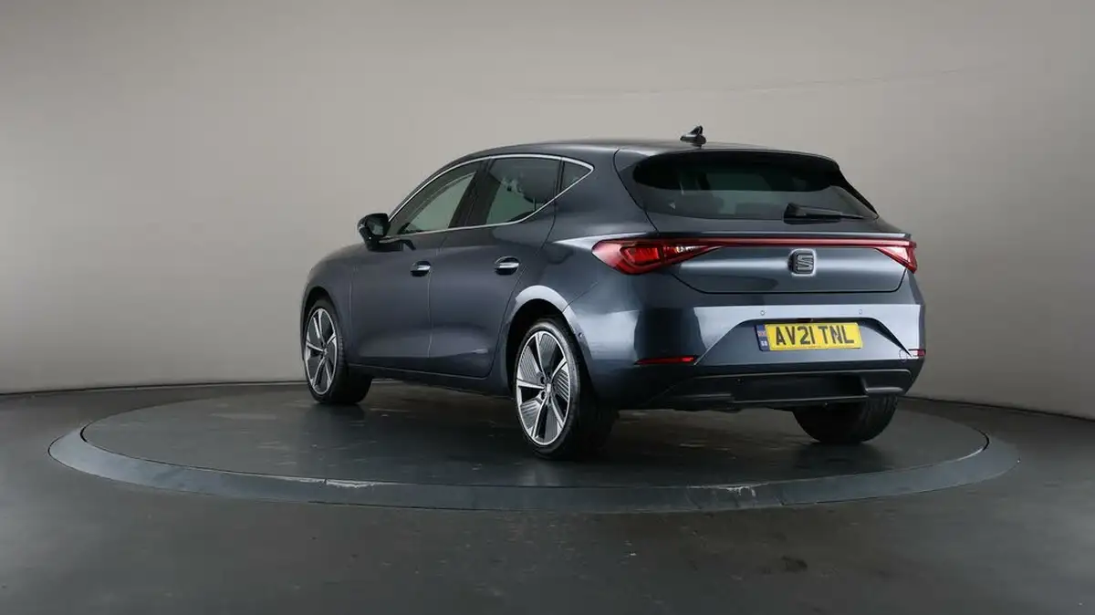 2021-seat-leon-10-etsi-evo-xcellence-lux-hatchback-big-57