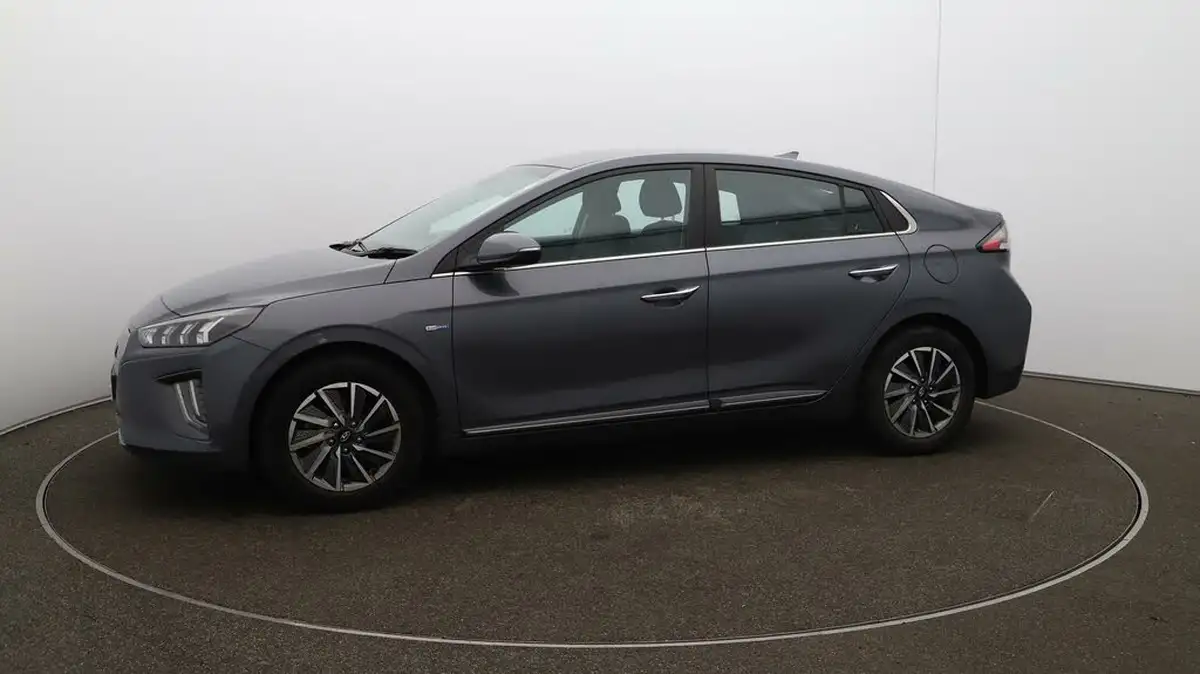 2020-hyundai-ioniq-e-premium-electric-100kw-big-57