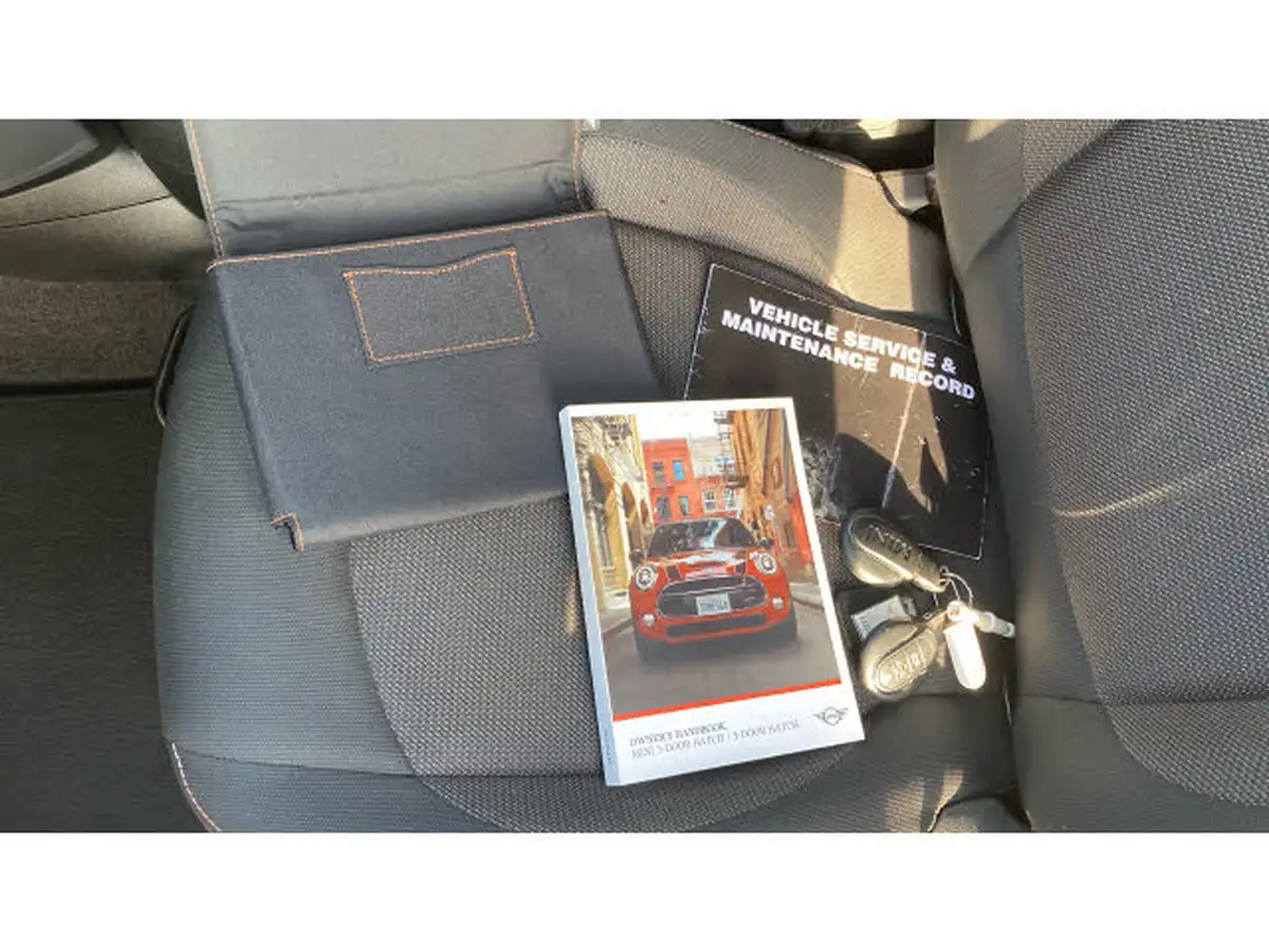 2019-mini-cooper-15-cooper-classic-hatchback-5d-big-18
