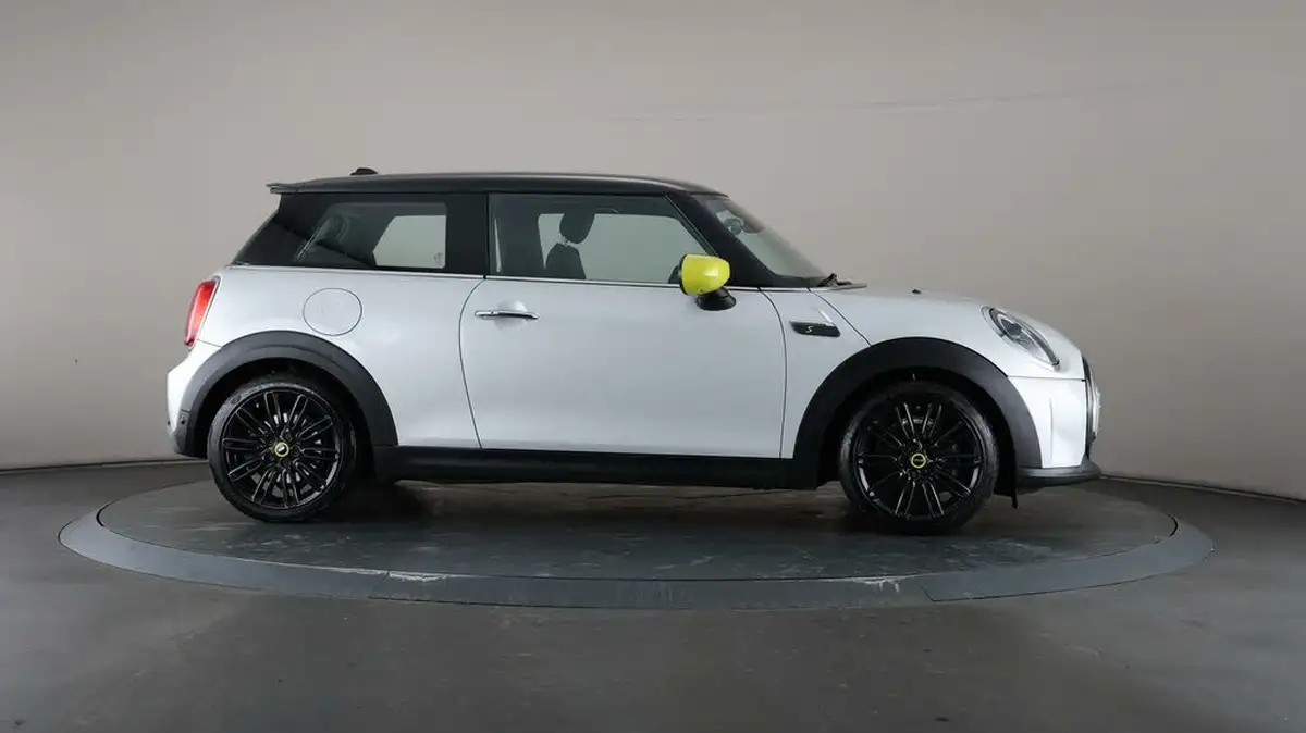 2022-mini-cooper-e-cooper-s-2-big-52