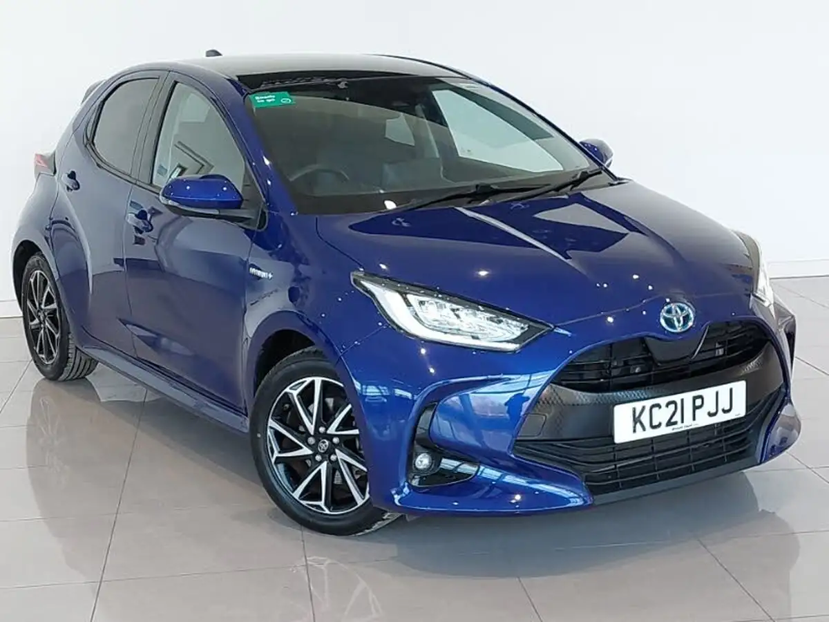 2021-toyota-yaris-15-vvt-i-design-big-0