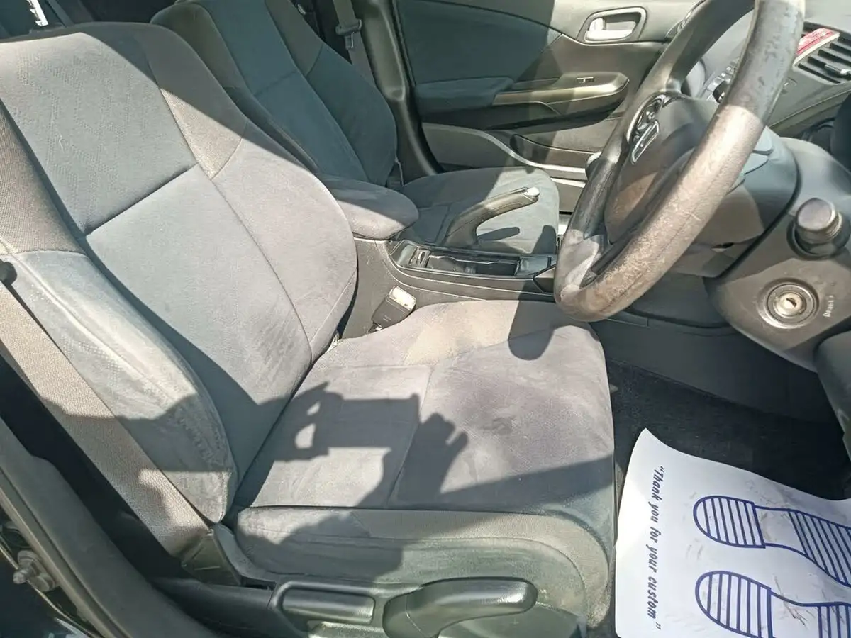 2012-honda-civic-14-se-big-20