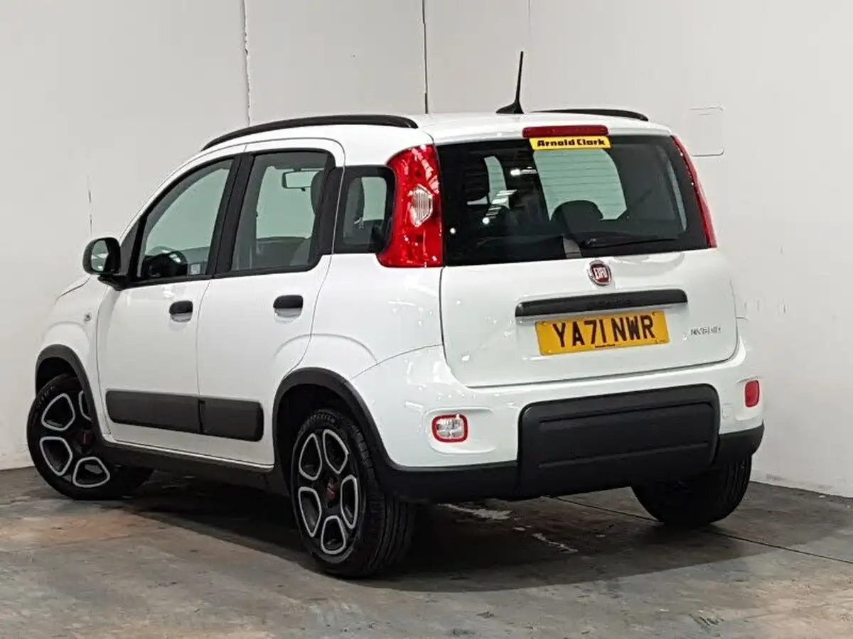 2022-fiat-panda-10-city-life-big-1
