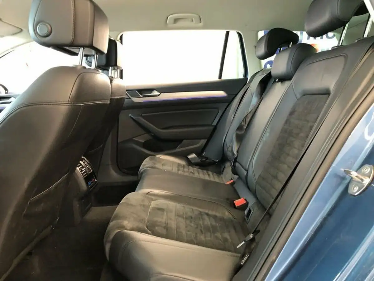 2018-volkswagen-passat-14-tsi-gte-estate-5d-big-12
