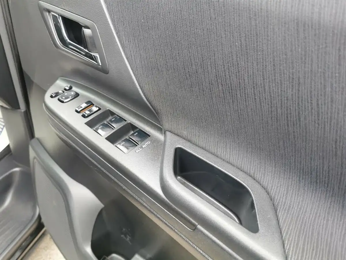 2009-toyota-alphard-240s-mpv-fwd-big-37