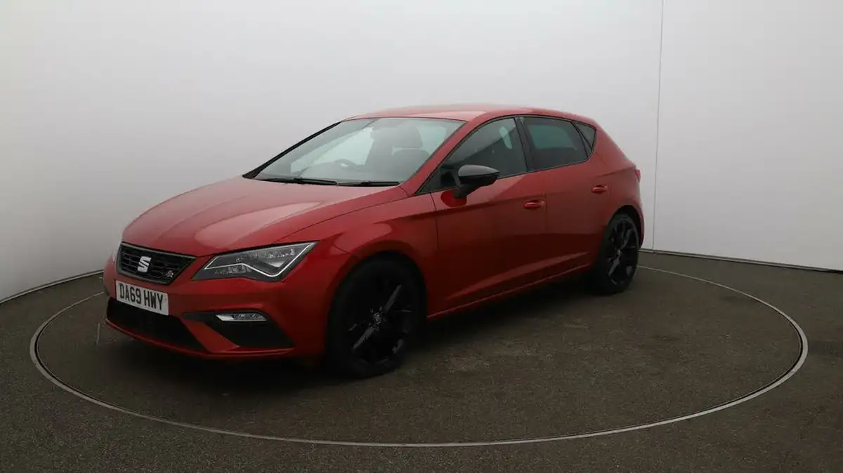 2019-seat-leon-15-tsi-evo-fr-black-edition-150ps-hatchback-dsg-big-3