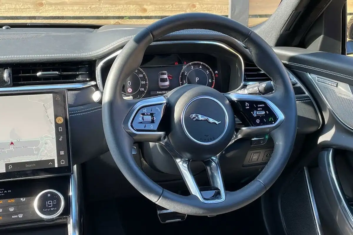2024-jaguar-xf-20-p300-300-sport-saloon-4d-big-35