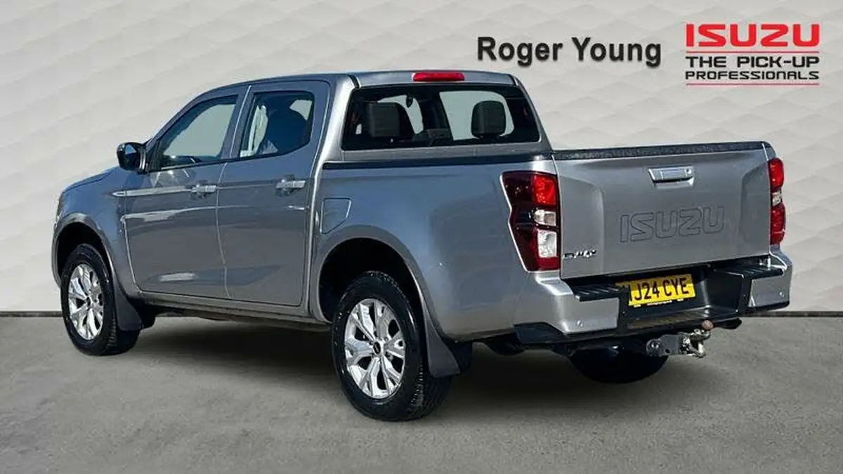 2024-isuzu-d-max-19td-dl20-double-auto-big-1