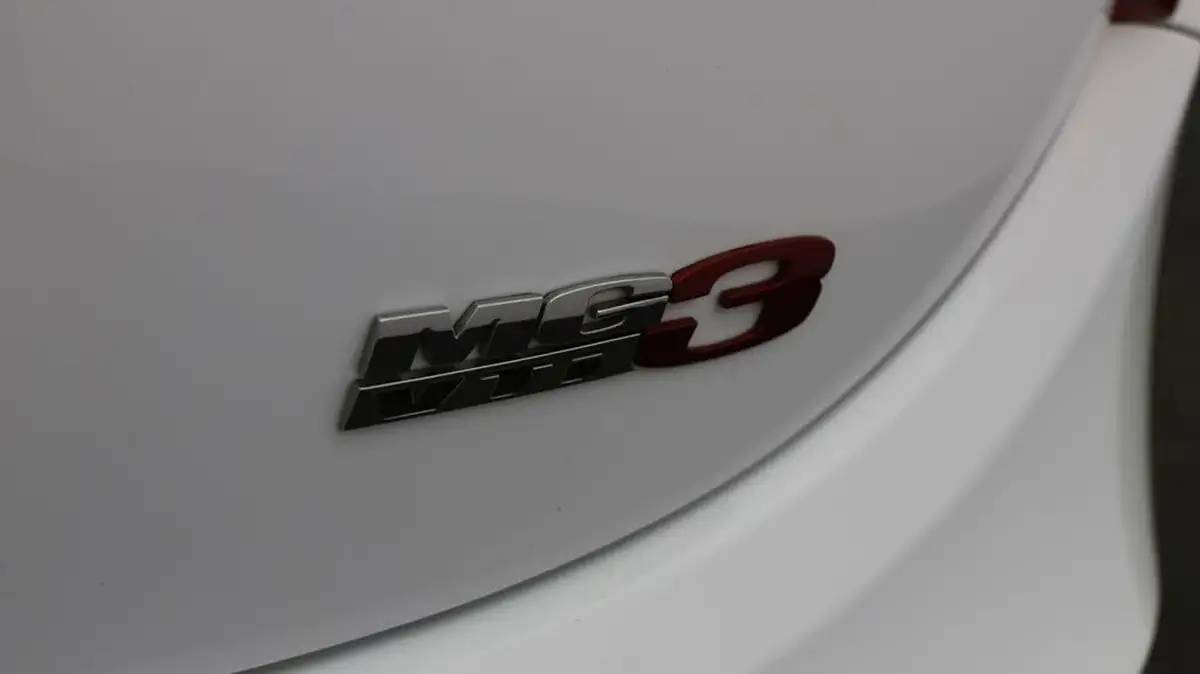 2018-mg-mg3-15-vti-tech-3style-big-20