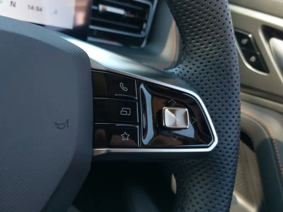 2024-mg-hs-15t-gdi-trophy-273ps-plug-in-hybrid-1496cc-auto-big-17