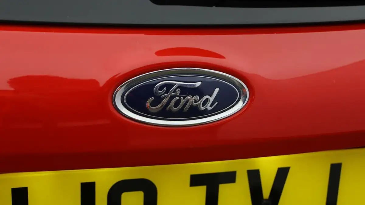 2018-ford-fiesta-10t-st-line-100ps-3d-big-19