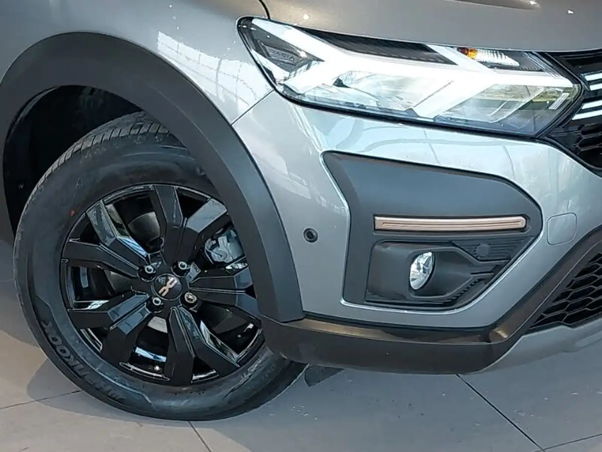 2024-dacia-jogger-16-tce-extreme-big-8