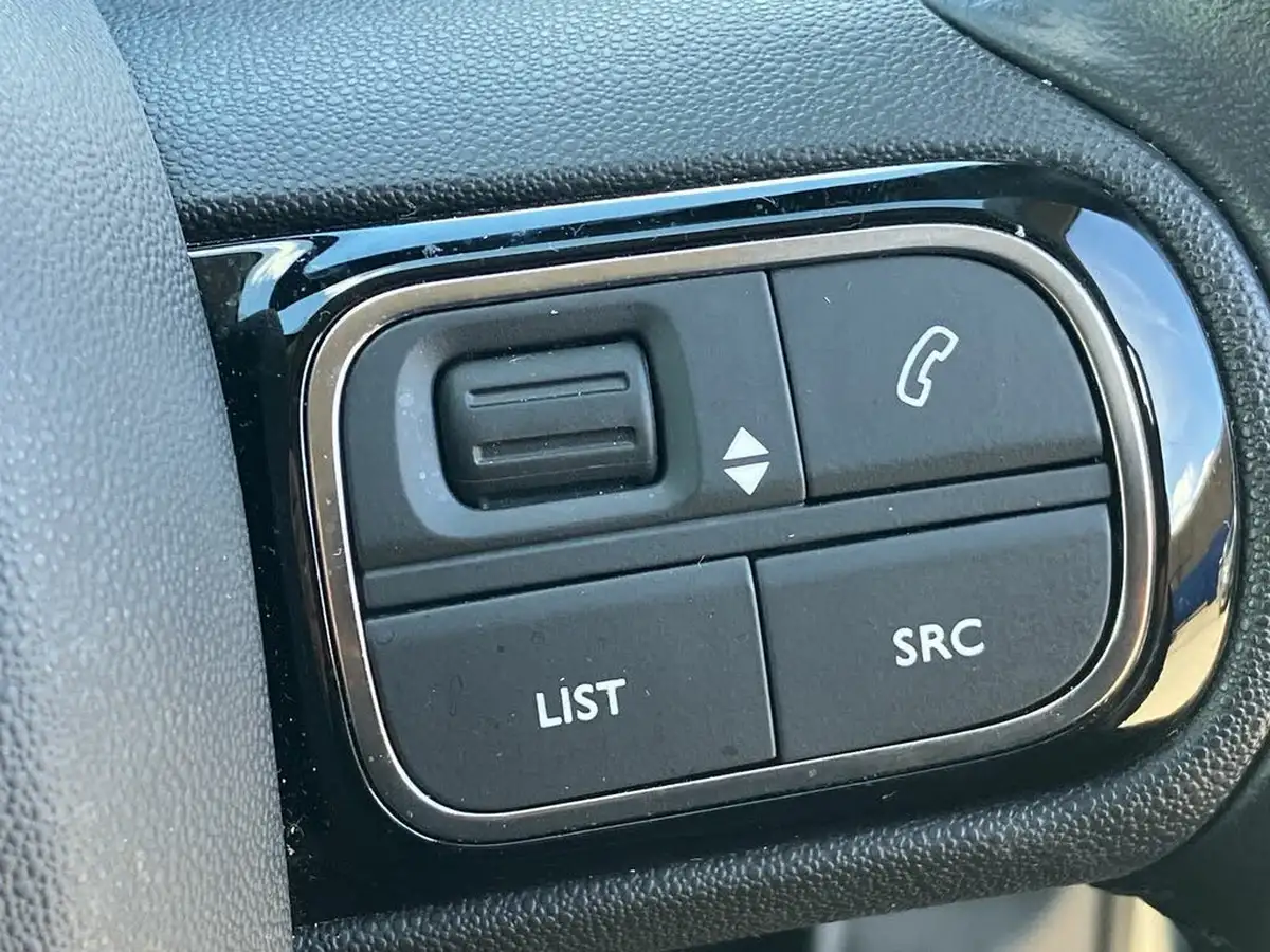 2022-citroen-c5-aircross-15bluehdi-shine-ss-big-38
