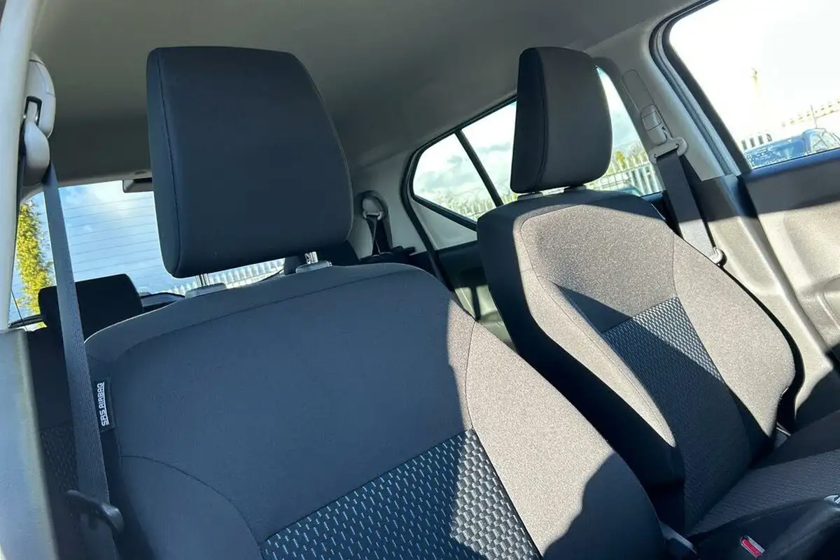 2023-suzuki-ignis-12-dualjet-sz-t-big-11