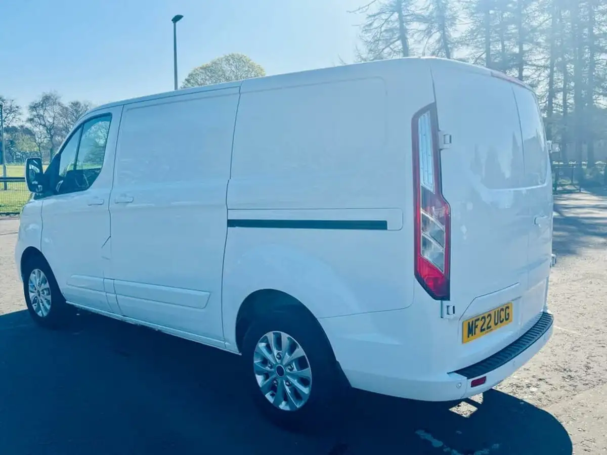 2022-ford-transit-custom-20tdci-300-l1h1-limited-130pseu6dt-panel-van-big-4