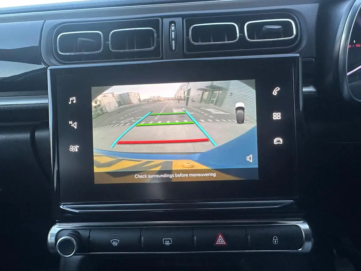 2019-citroen-c3-15bluehdi-flair-big-50