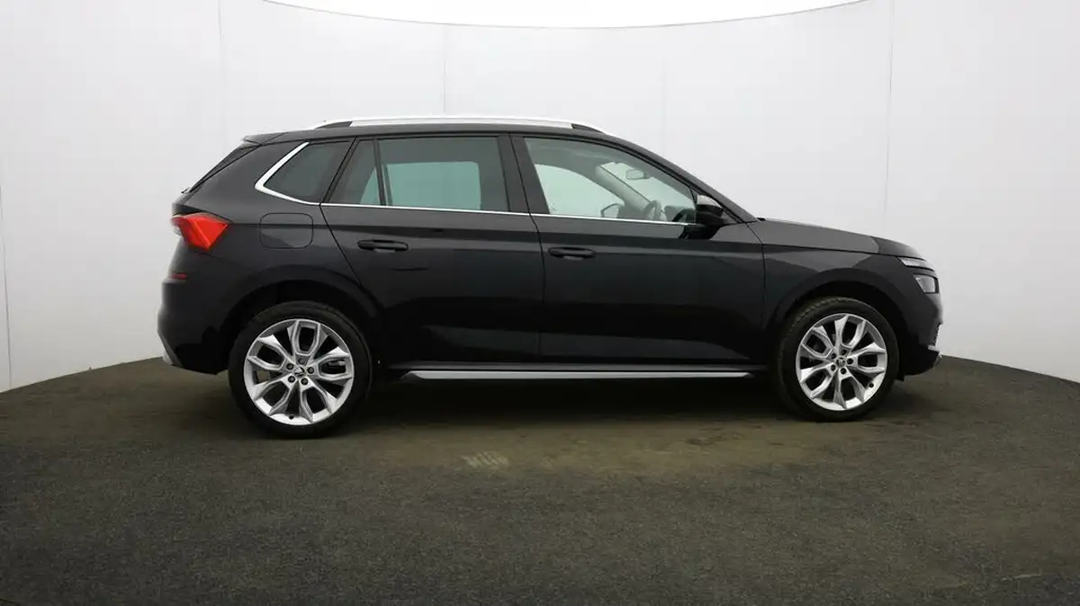 2022-skoda-kamiq-15-tsi-se-l-big-45