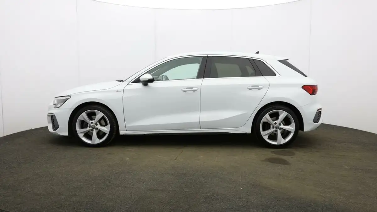 2020-audi-a3-15-35-tfsi-s-line-sportback-5d-1498cc-big-61