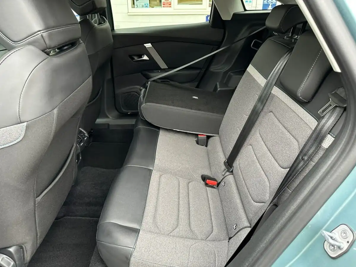 2022-citroen-c4-15bluehdi-c-series-edition-110ps-big-44