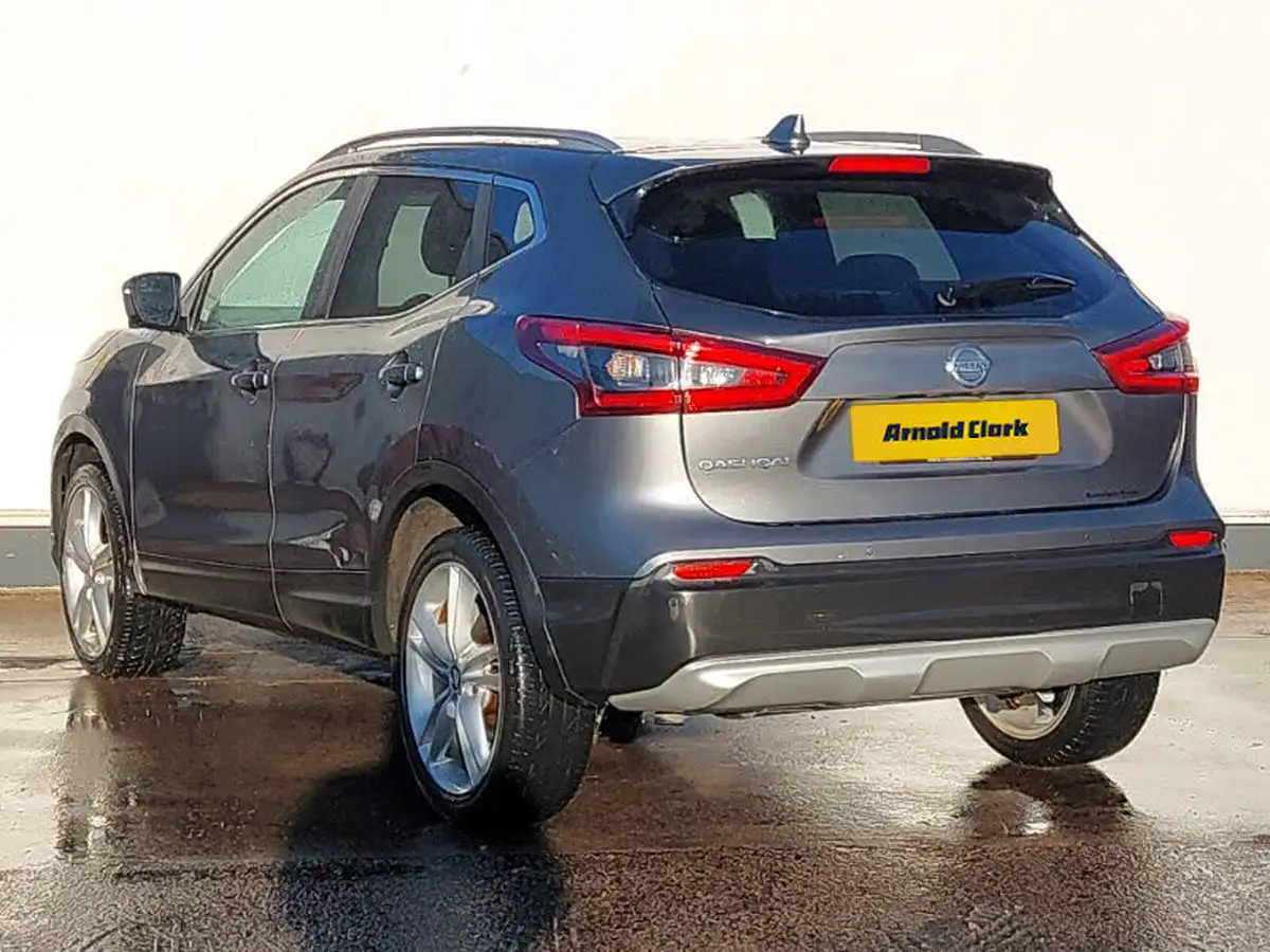 2019-nissan-qashqai-13-dig-t-n-motion-140ps-big-1