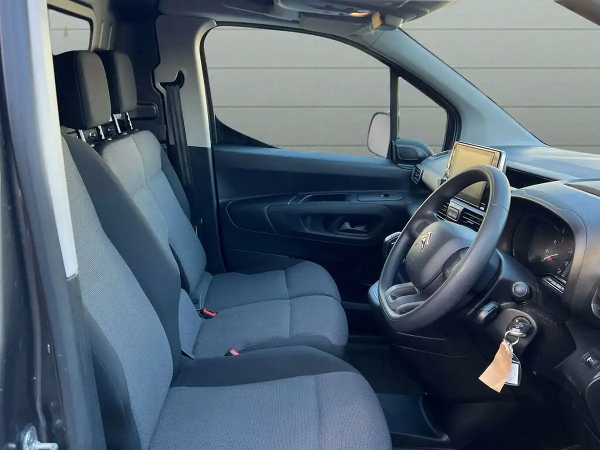 2020-citroen-berlingo-15bluehdi-650-enterprise-big-14