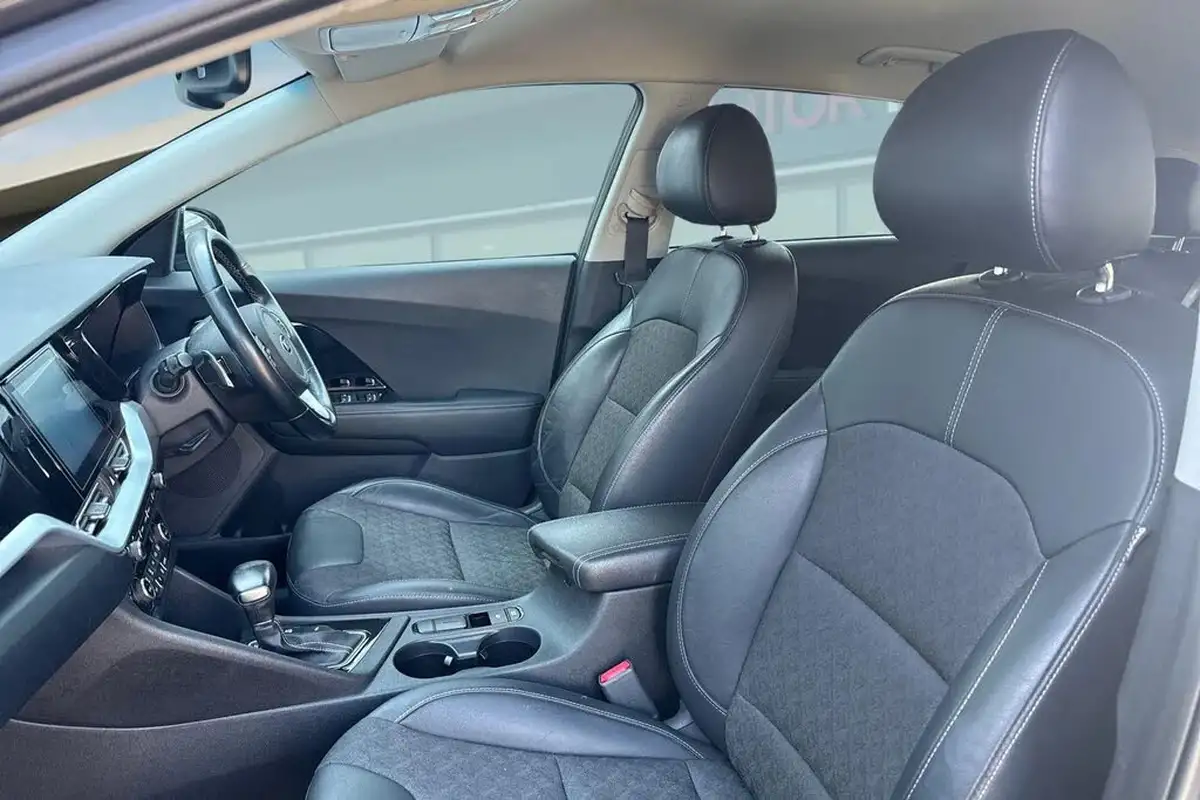 2020-kia-niro-16-gdi-phev-2-big-14