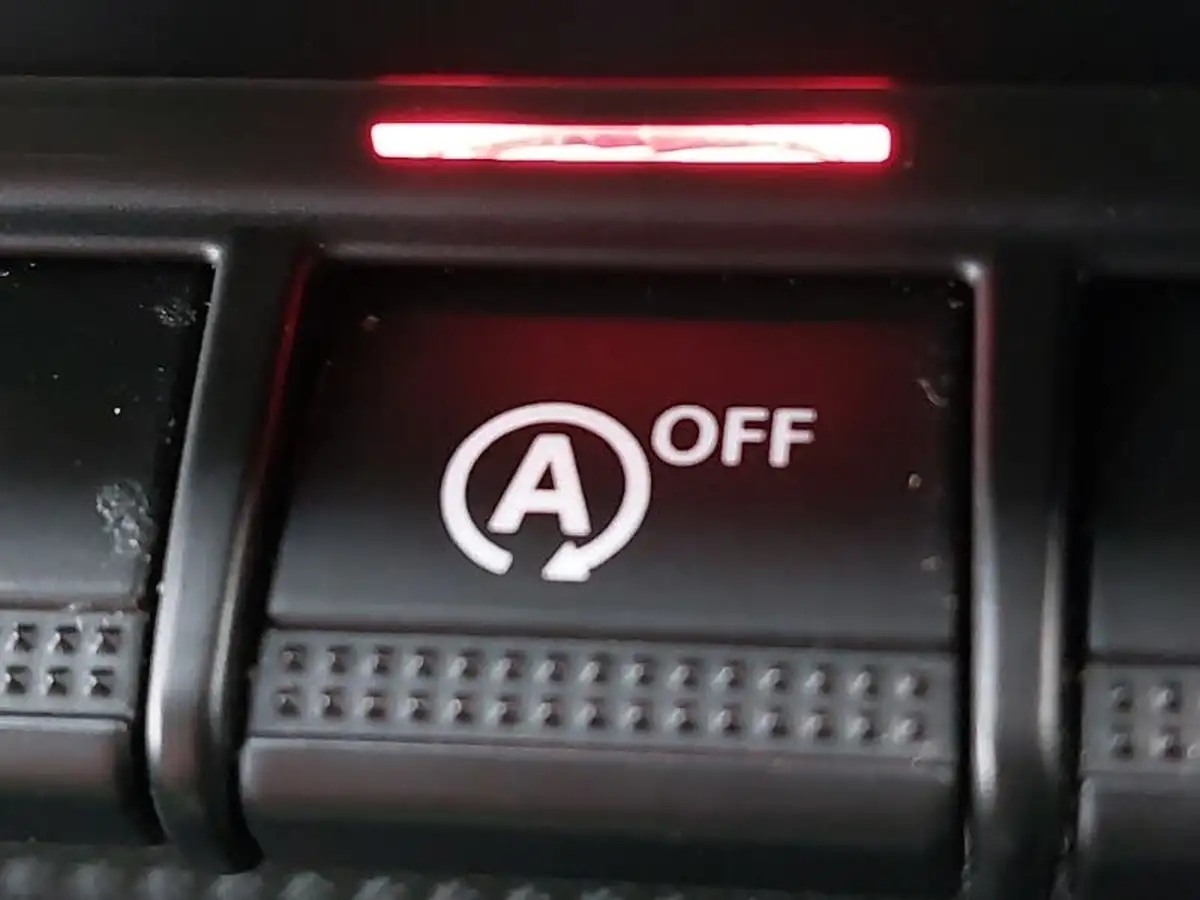 2022-renault-trafic-20dci-ll30-130-business-panel-big-12