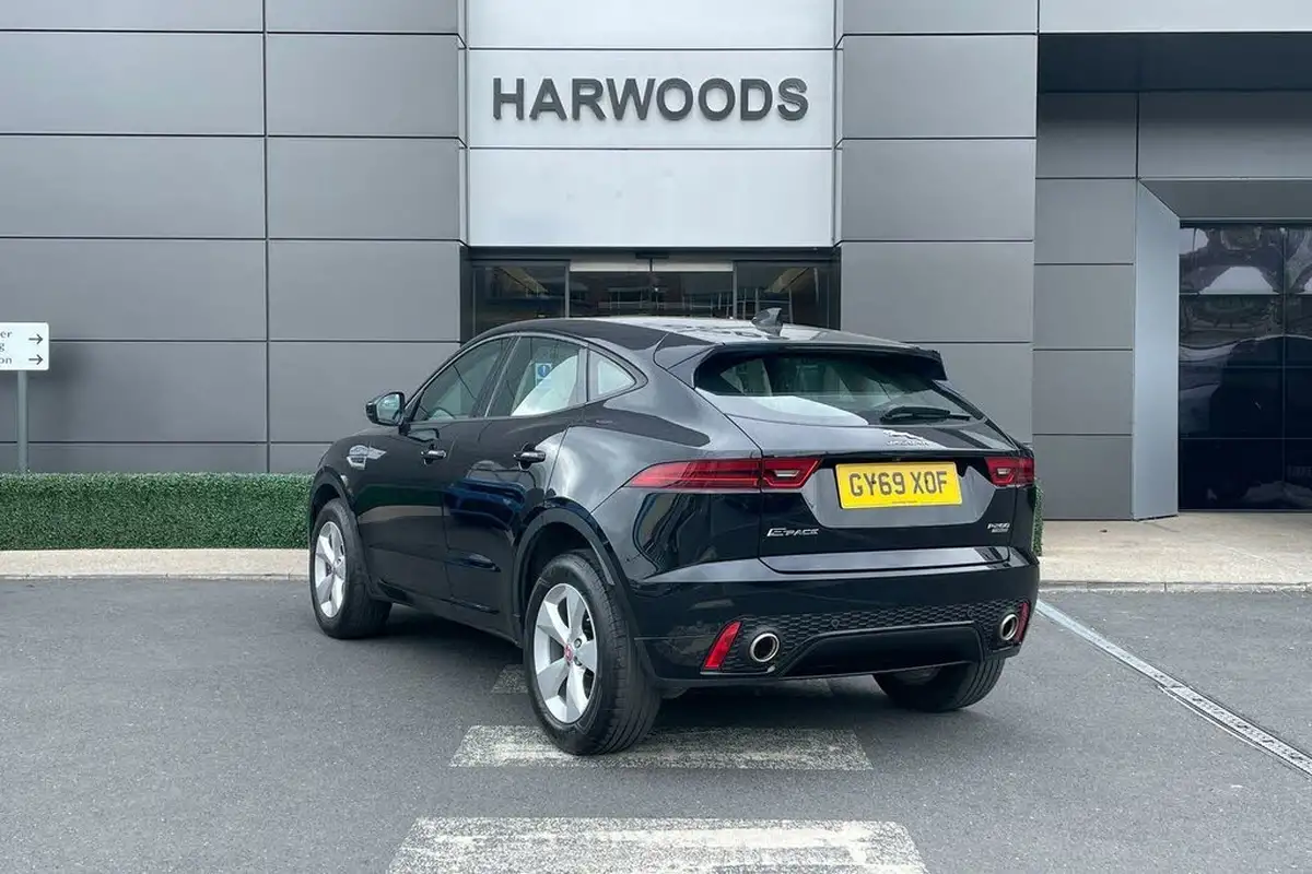 2019-jaguar-e-pace-20-i4-r-dynamic-s-200ps-big-8