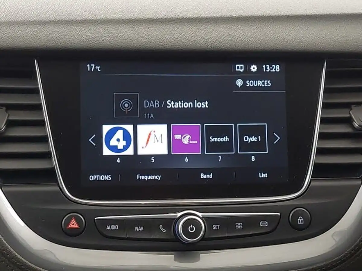 2021-vauxhall-grandland-x-12-griffin-big-9