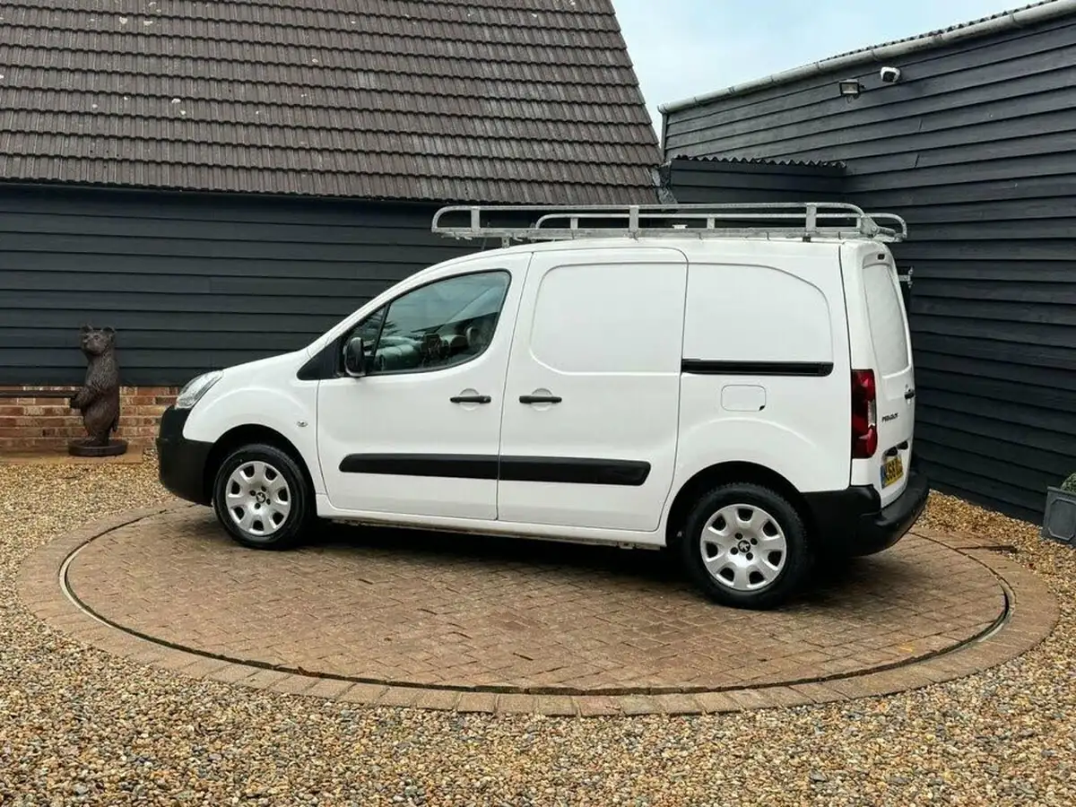 2018-peugeot-partner-16bluehdi-professional-l1-100pseu6-854-big-20